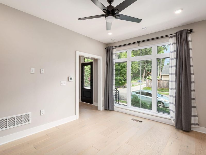 1251 Perry Street, Unit A, Columbus, OH 43201 Photo 4