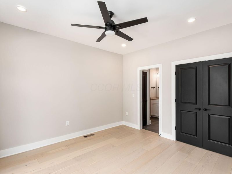 1251 Perry Street, Unit A, Columbus, OH 43201 Photo 6