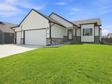 8649 E Chris, Wichita, KS 67226