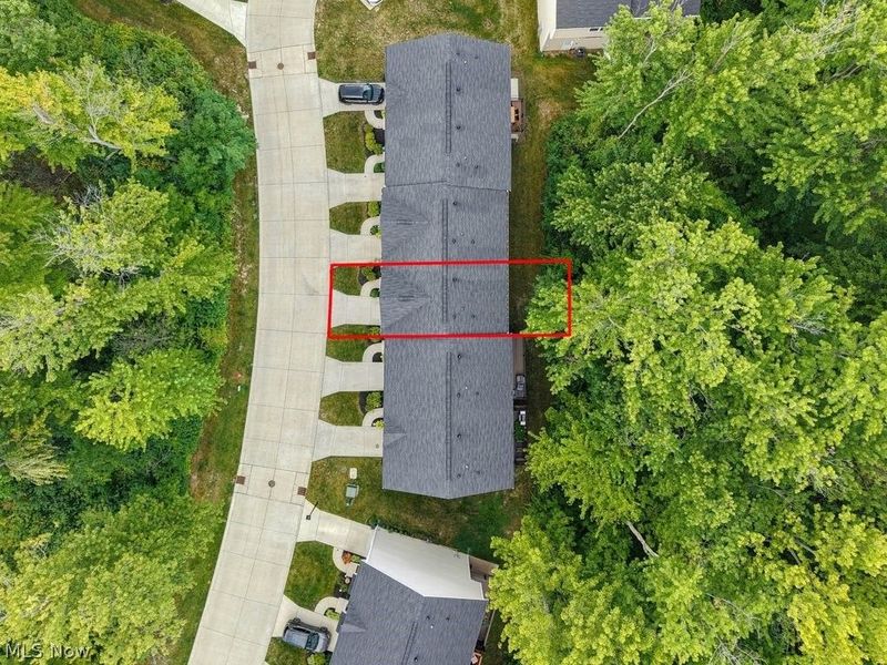 185 Raintree Lane , Painesville Township, OH 44077 Photo 2