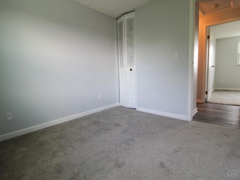 1394 Karahill Drive, Forest Park, OH 45240 Photo 11
