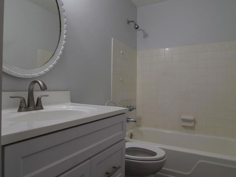 1394 Karahill Drive, Forest Park, OH 45240 Photo 18