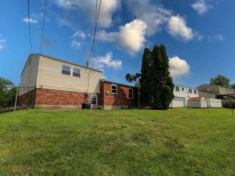 1394 Karahill Drive, Forest Park, OH 45240 Photo 28