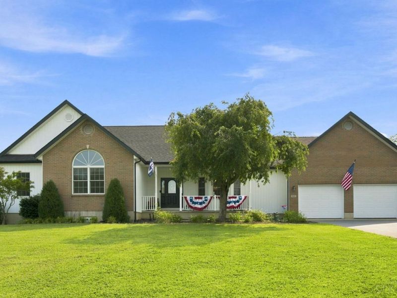 62 Kings Court, Clark Township, OH 45159 Photo 4