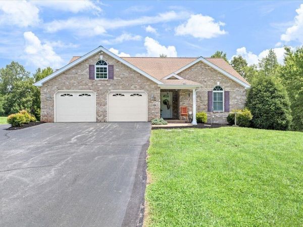 98 Shanleys Loop , Ferrum, VA 24088