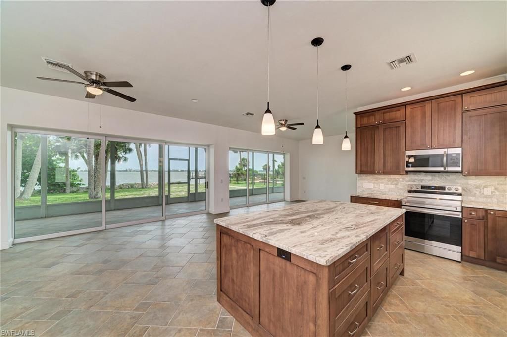 211 Bahia Vista Dr , Englewood, FL 34223 Photo