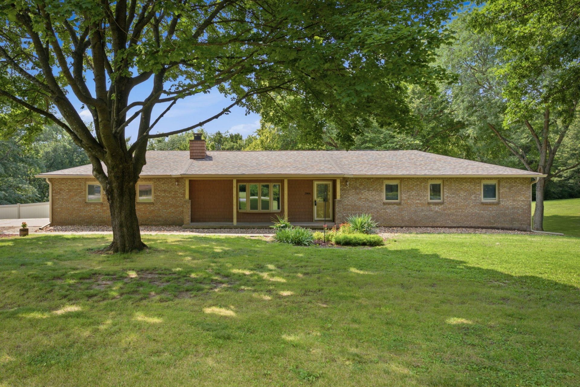 2806 Musquota, Muscatine, IA 52761 Main Photo