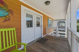 114 Easy St. photo 4