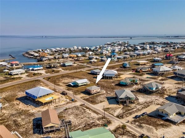 106 Ryan Court , Dauphin Island, AL 36528