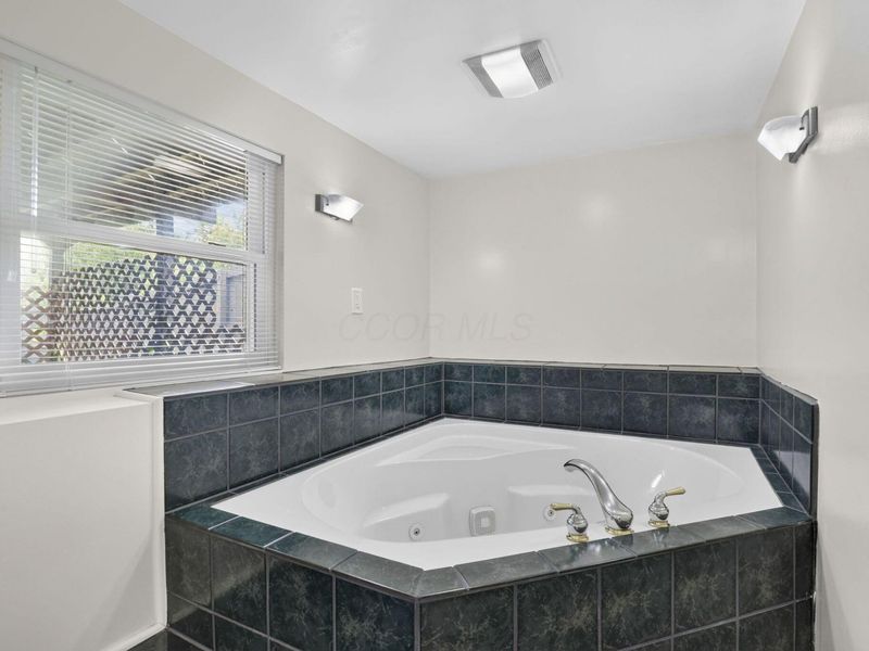 7606 Moorlane Drive , Unit 77, Worthington, OH 43085 Photo 54