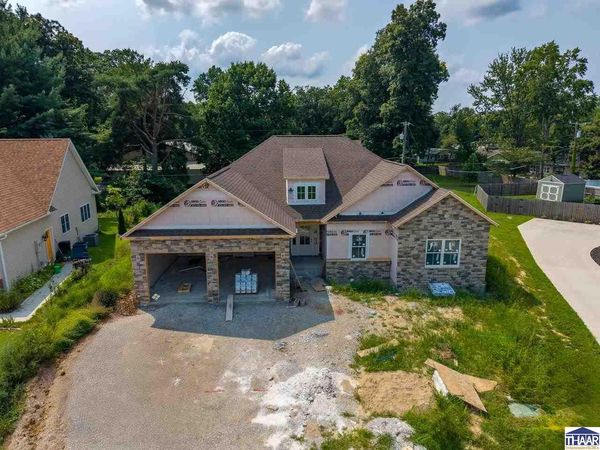 673 Vista Glen Drive, Terre Haute, IN 47803