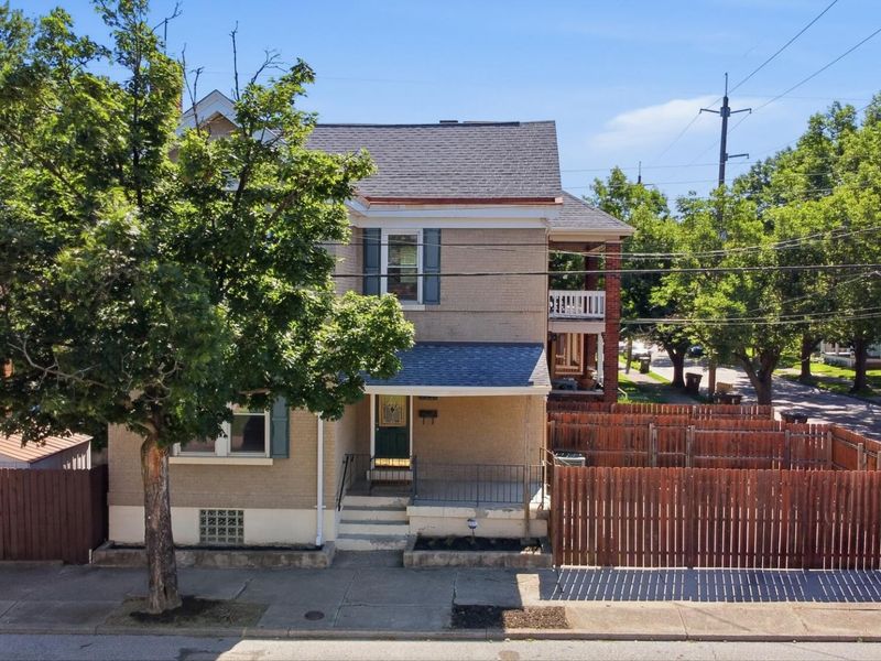 1946 Oakland Avenue, Covington, KY 41014 Photo 2