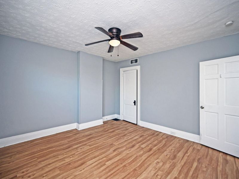 1946 Oakland Avenue, Covington, KY 41014 Photo 26