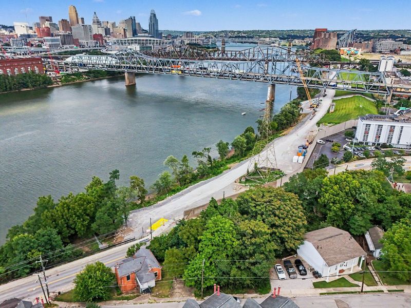 817 Highway Avenue, Covington, KY 41011 Photo 1