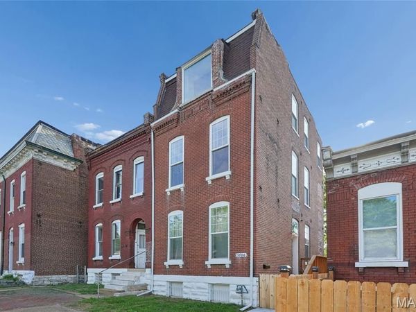 3706 Iowa Avenue, St Louis, MO 63118