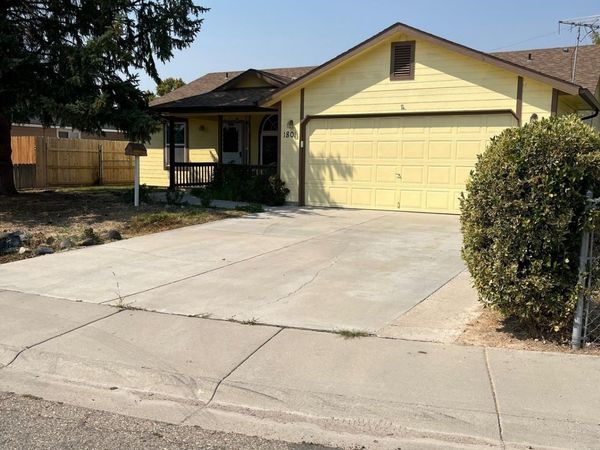 1801 Silver Dr, Nampa, ID 83686