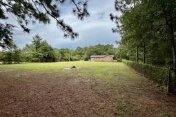 1597 Poplar Hill Drive photo 4
