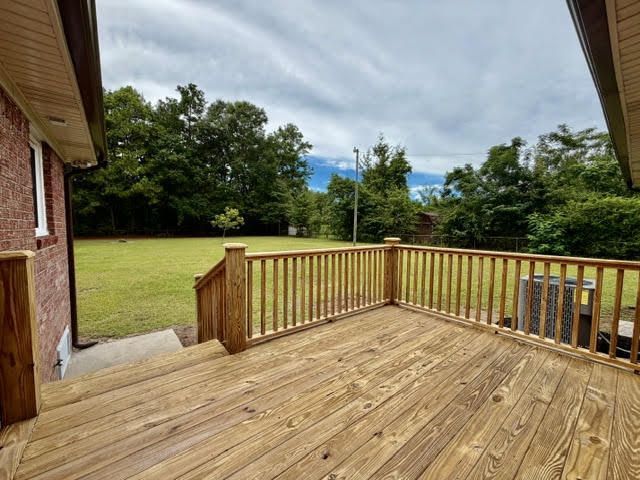 1597 Poplar Hill Drive Photo 4