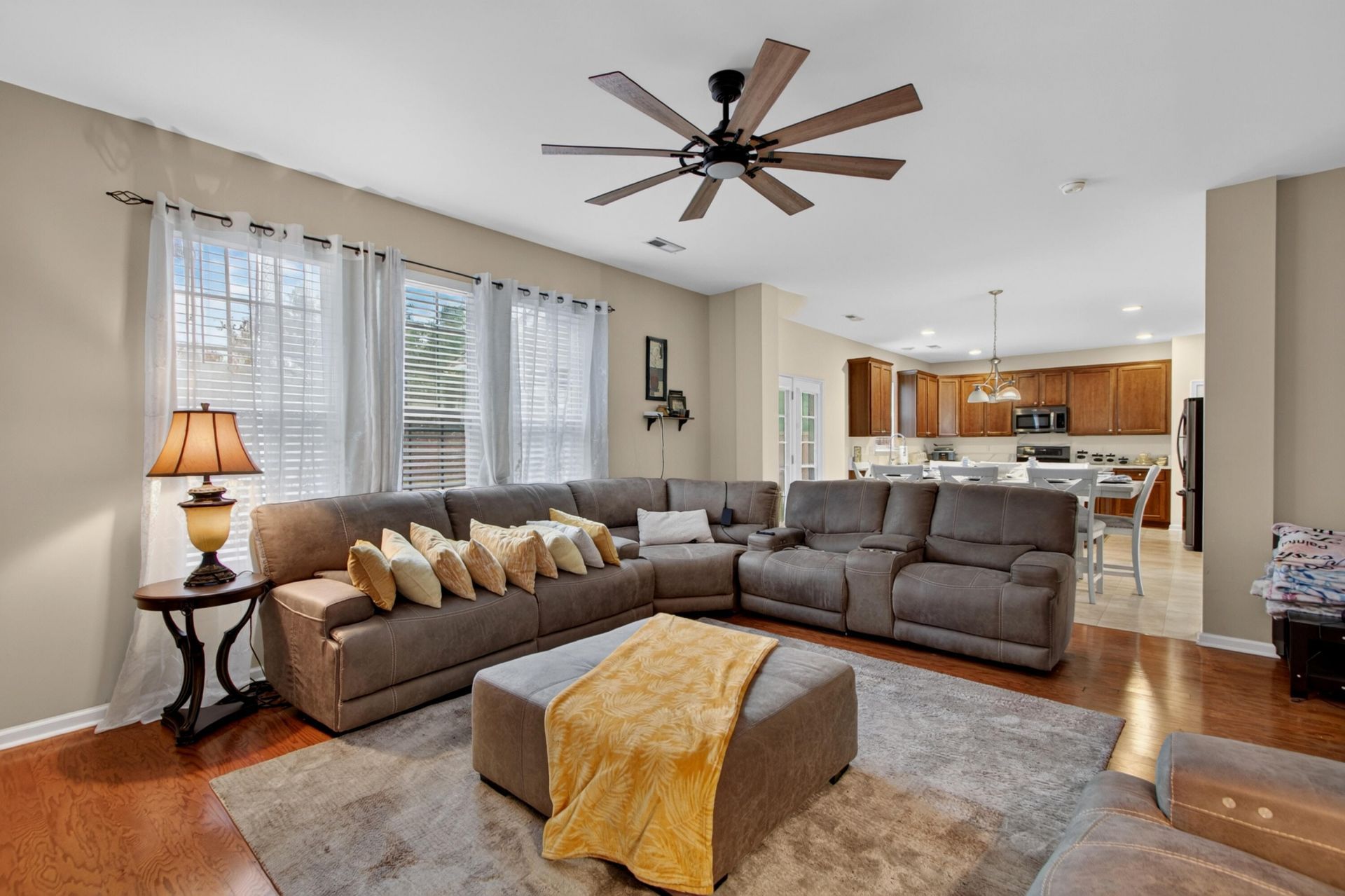 301 Sabal Palmetto Court Photo 16