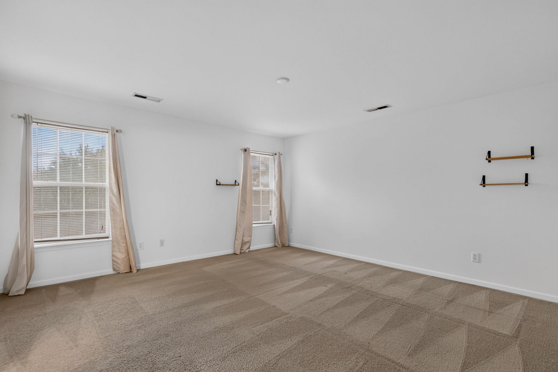 301 Sabal Palmetto Court Photo 32