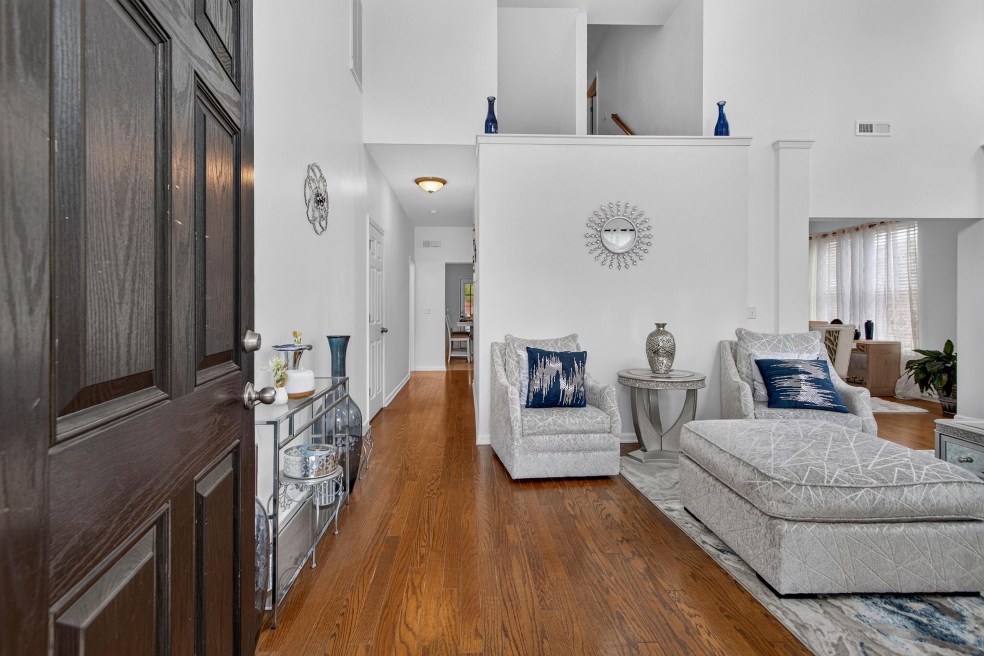 301 Sabal Palmetto Court Photo 4