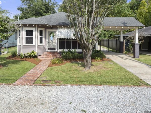 321 Ogden Dr, Baton Rouge, LA 70806