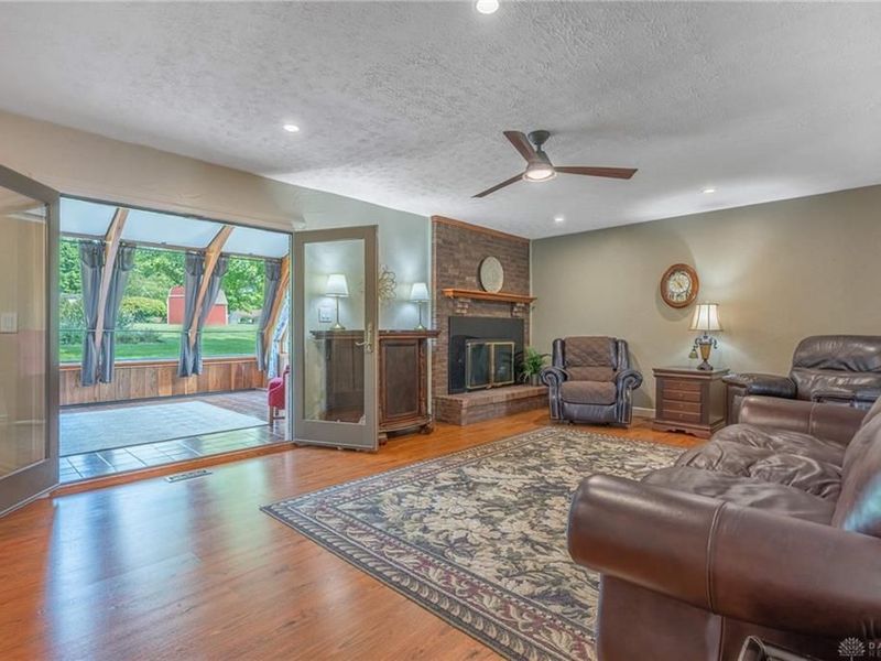 9010 S Normandy Lane, Dayton, OH 45458 Photo 5