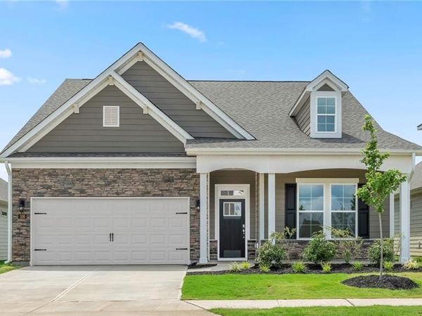 208 Mary Montrose Boulevard, Jamestown, NC 27282