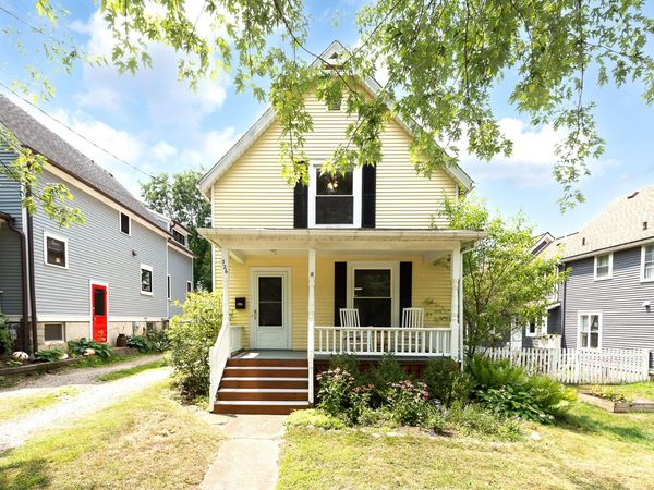326 S 7th Street, Ann Arbor, MI 48103