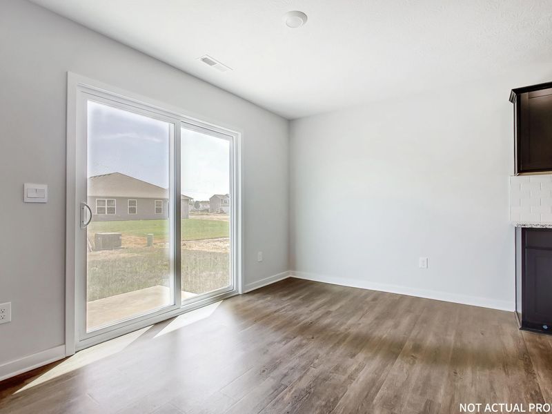 1137 Sherwood Loop, Bellefontaine, OH 43311 Photo 12