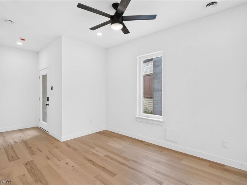 1352 W 78th Street , Cleveland, OH 44102 Photo 6