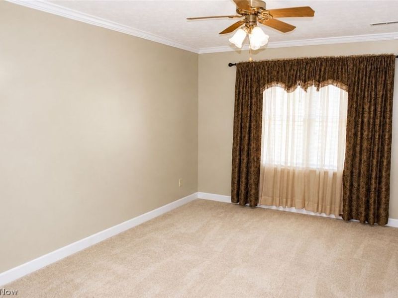 5887 Boxwood Drive, Lorain, OH 44053 Photo 15