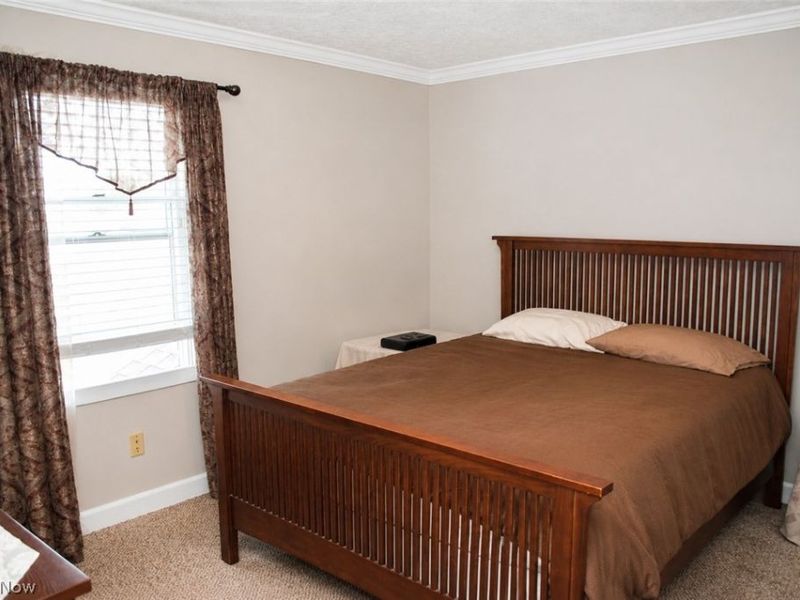 5887 Boxwood Drive, Lorain, OH 44053 Photo 18