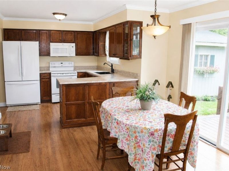 5887 Boxwood Drive, Lorain, OH 44053 Photo 9
