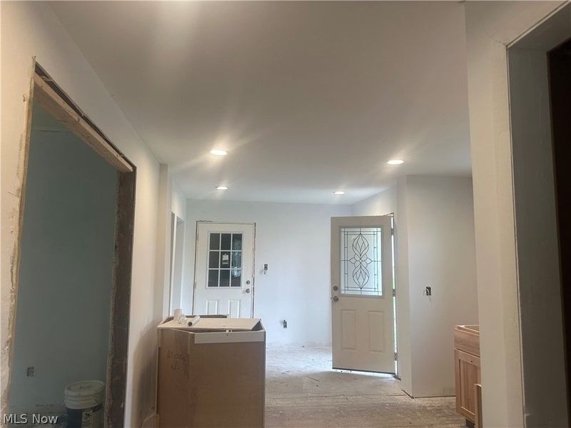 285 POLAND Avenue, Struthers, OH 44471 Photo 5