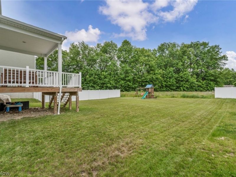 704 Maple Hollow Court, Elyria, OH 44035 Photo 7