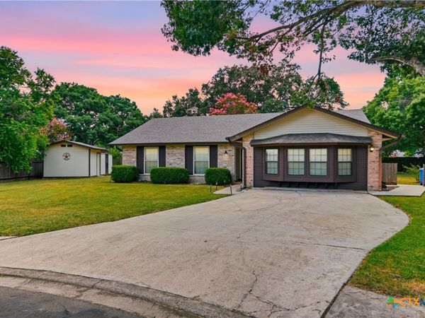 306 Southwick Circle, Seguin, TX 78155