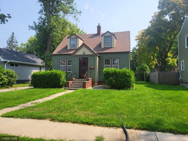 919 6th Street SW, Willmar, MN 56201
