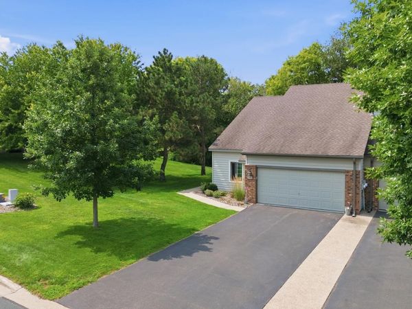 2501 Lockwood Drive, Unit 60, Mendota Heights, MN 55120