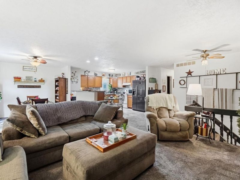 905 Victoria Drive, Franklin, OH 45005 Photo 13