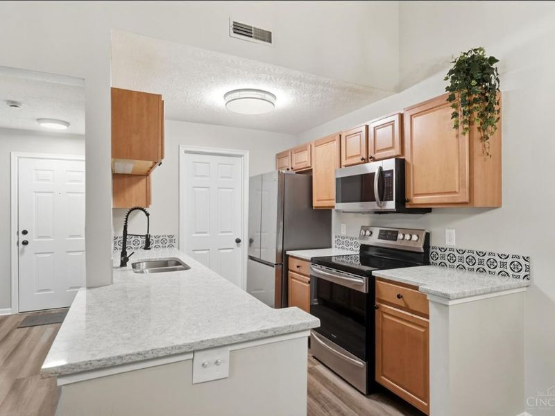 7307 Chatham Court, Unit 13G, West Chester, OH 45069 Photo 9