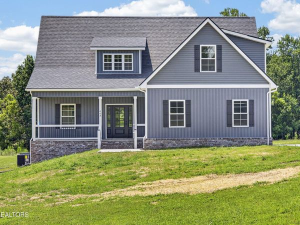 668 Jefferson Rd, Smithville, TN 37166