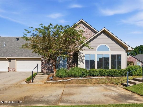 1020 Sweetwater Cove, Pearl, MS 39208