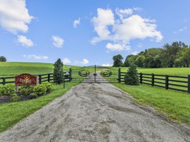 3441 Houston Antioch Road, Paris, KY 40361