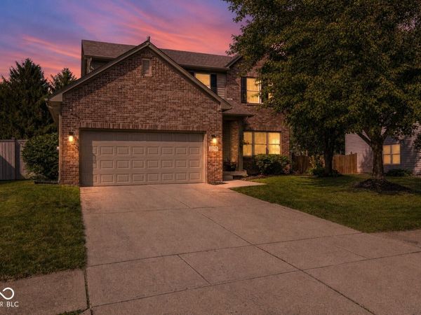 12526 Geist Cove Drive, Indianapolis, IN 46236