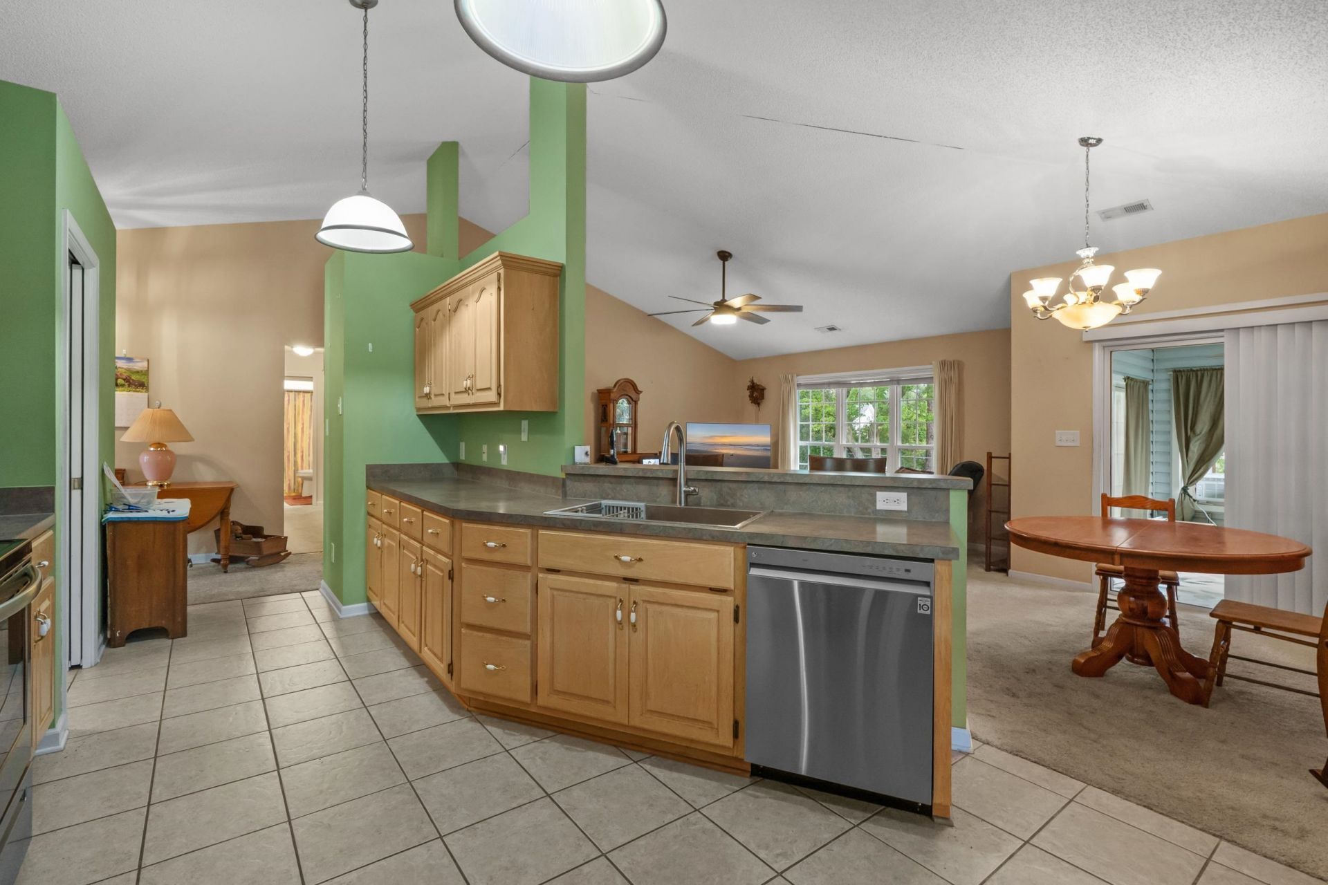 509 Crusade Circle Photo 11