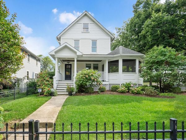 Hinsdale, IL 60521