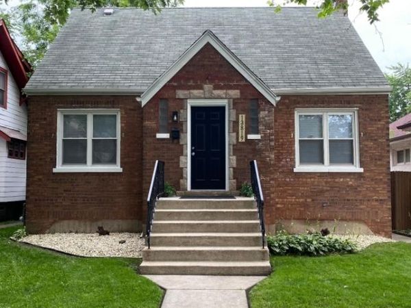 13819 S State Street , Riverdale, IL 60827