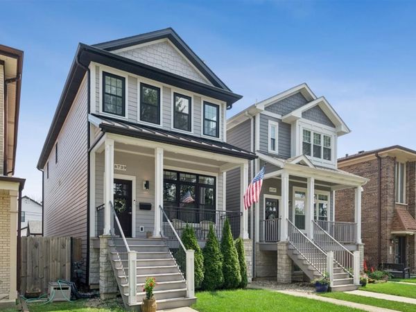6739 N Oxford Avenue , Chicago, IL 60631