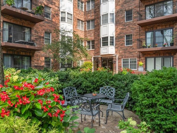 1503 Oak Avenue, Unit 410, Evanston, IL 60201